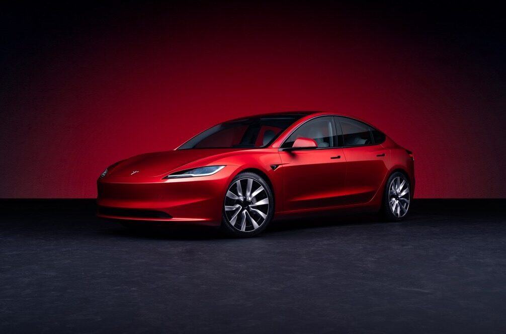 　2023年9月1日に発売開始となったテスラ新型モデル３ (Source: Tesla Inc.）