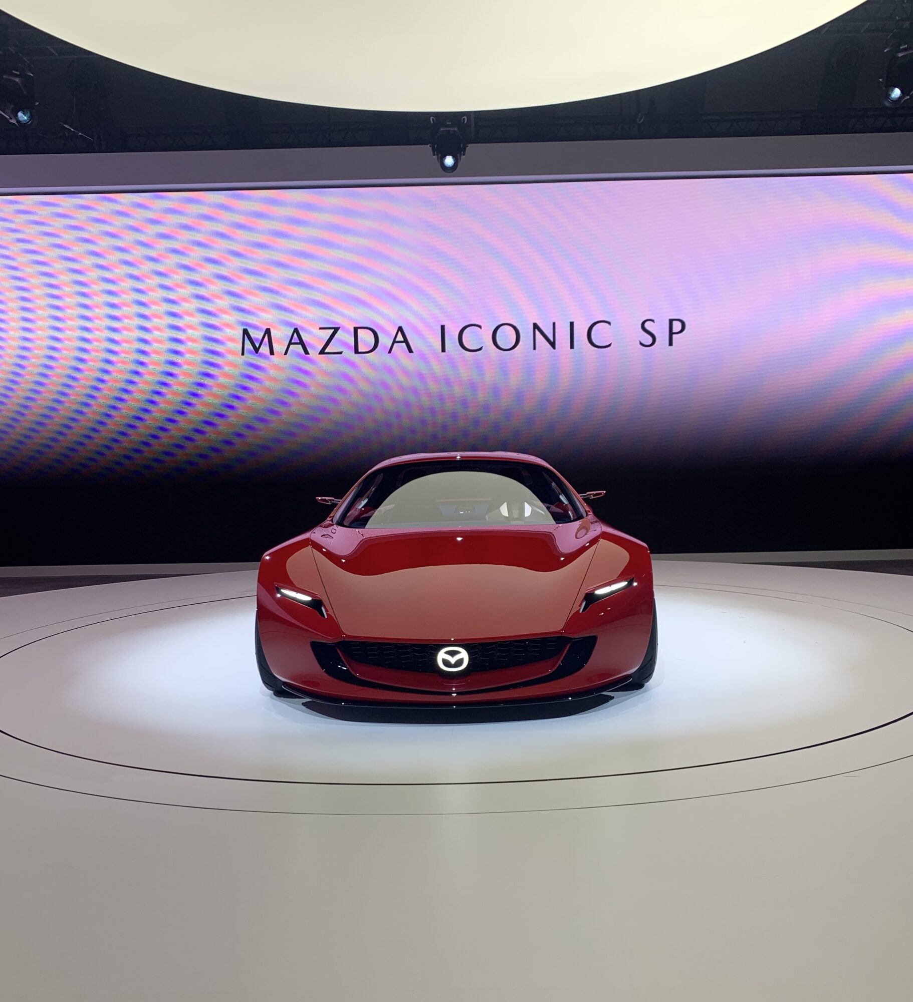 自動車ファンからも評判が良かったマツダの次世代コンセプト「MAZDA ICONIC SP」