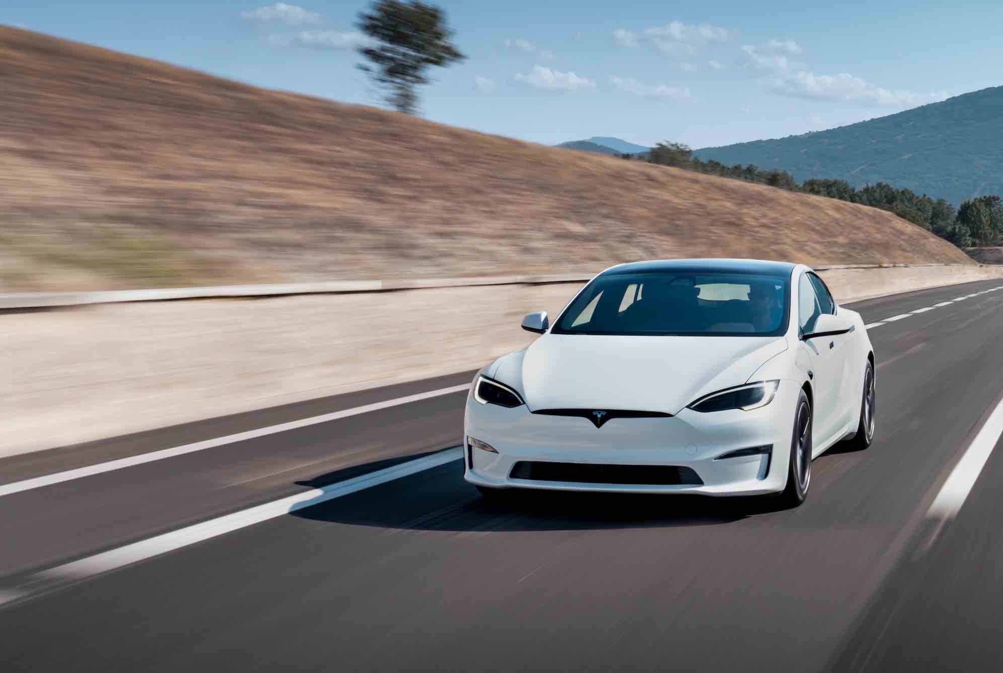 米テスラ、完全自動運転（FSD）を1カ月無料で提供。テスラの新車購入者を対象に | EVcafe - EV専門 webメディア