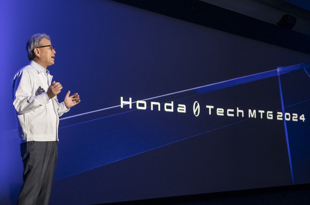 代表執行役社長 三部敏宏によるキーノートスピーチ。Hondaが目指すEVの方向性や技術の価値を発信