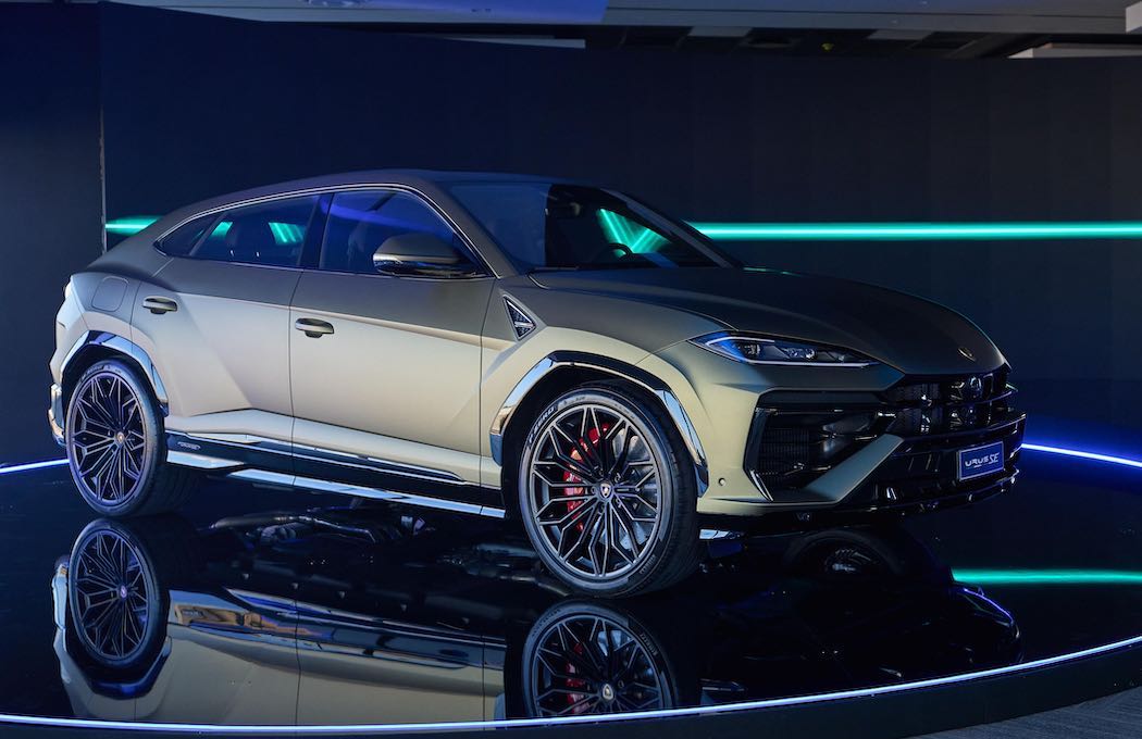 SUV「ウルス SE」 の新バージョン