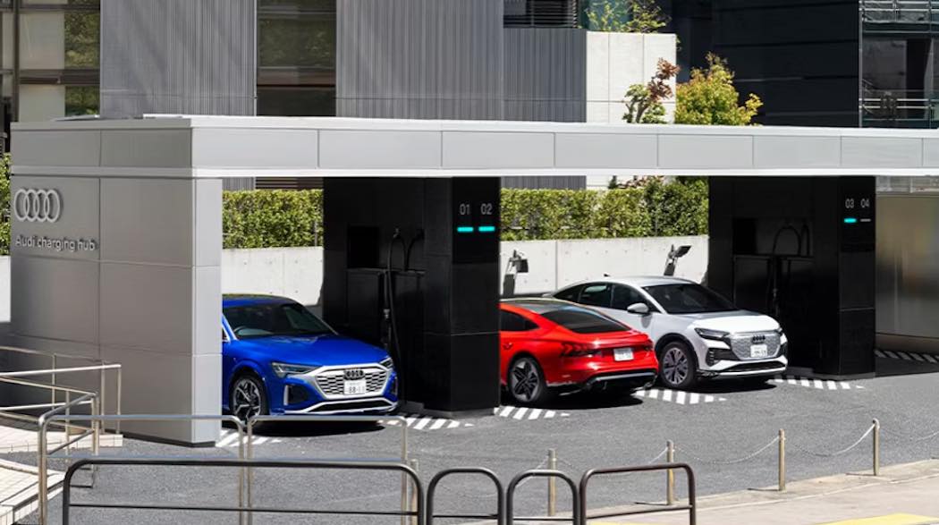 Audi charging hub