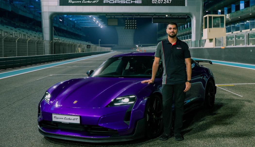 ラメズ・アッザム氏とヴァイザッハ・パッケージ搭載のタイカン ターボ GT