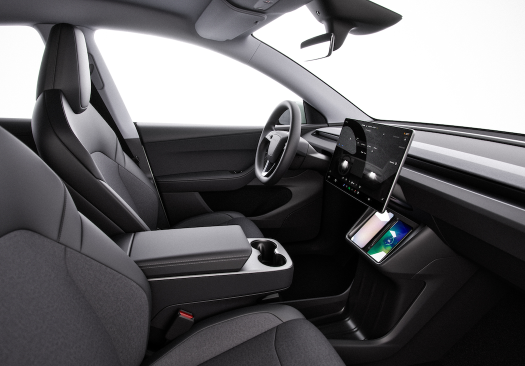 モデルYスタンダードのインテリア(写真提供:Tesla, Inc. )