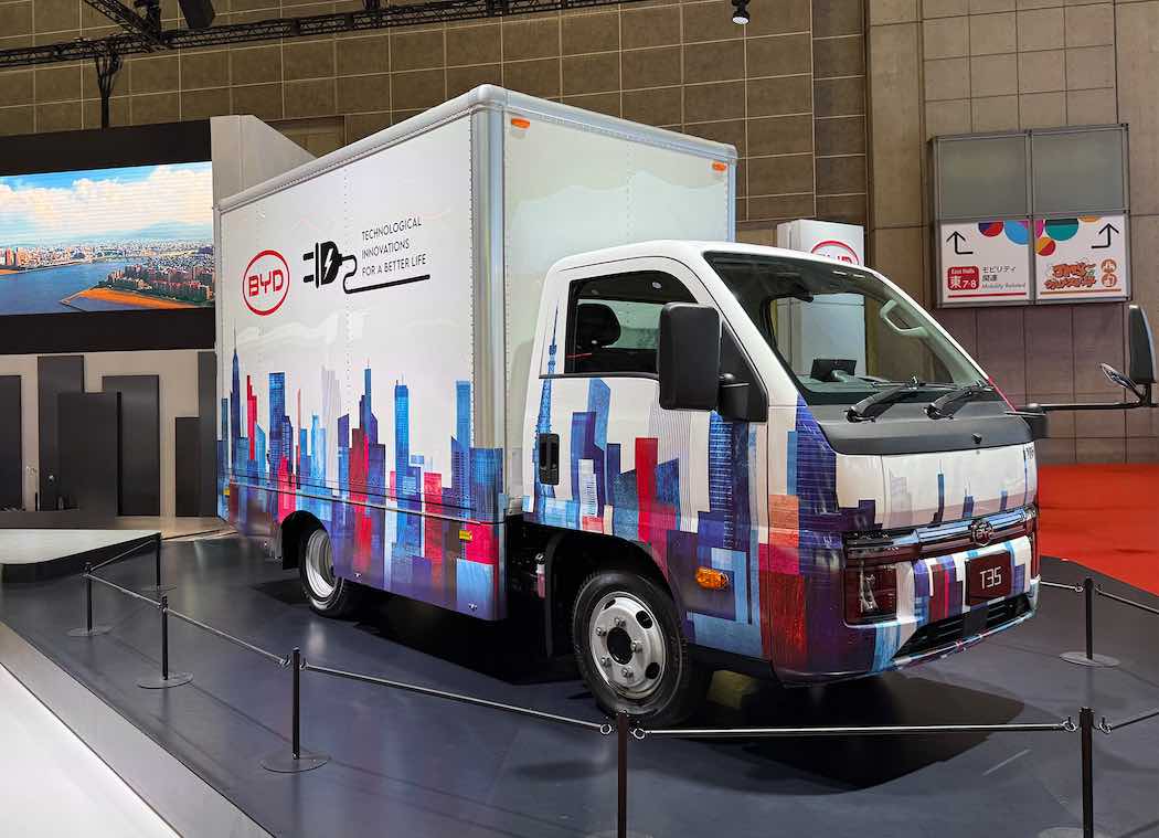 日本専用設計のEVトラック「T35」