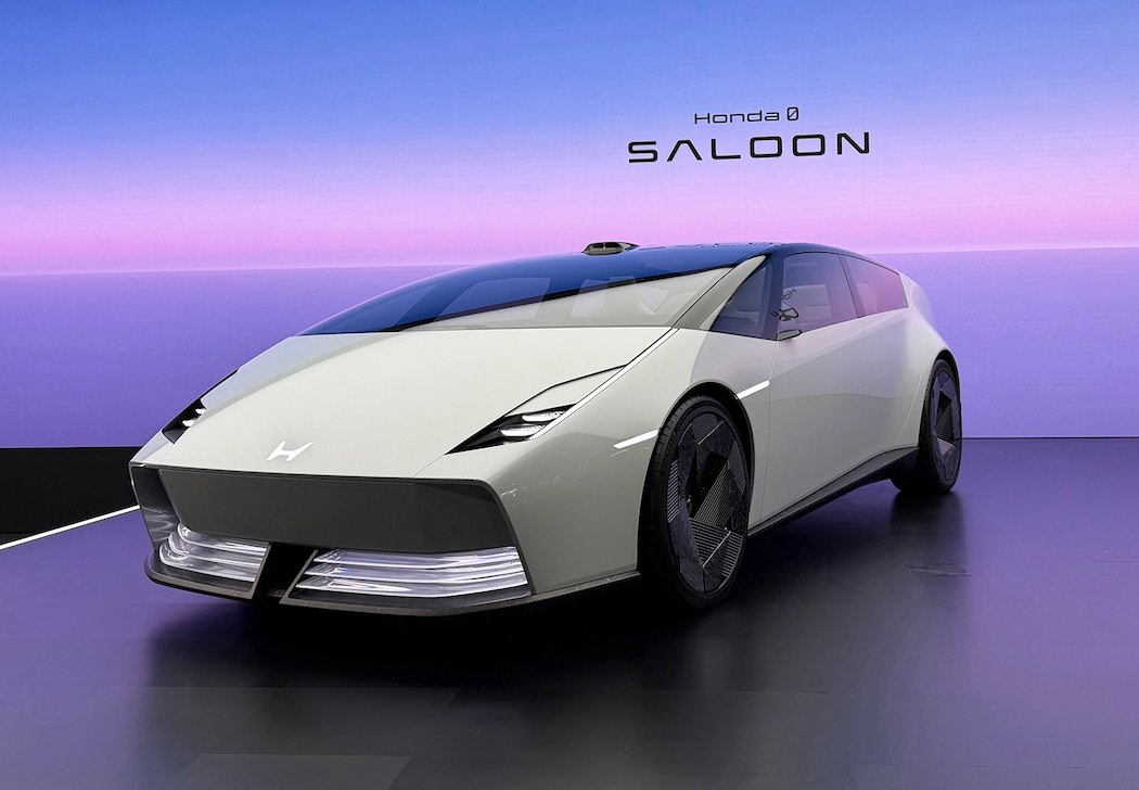 フラッグシップモデルのプロトタイプ「Honda 0 サルーン」