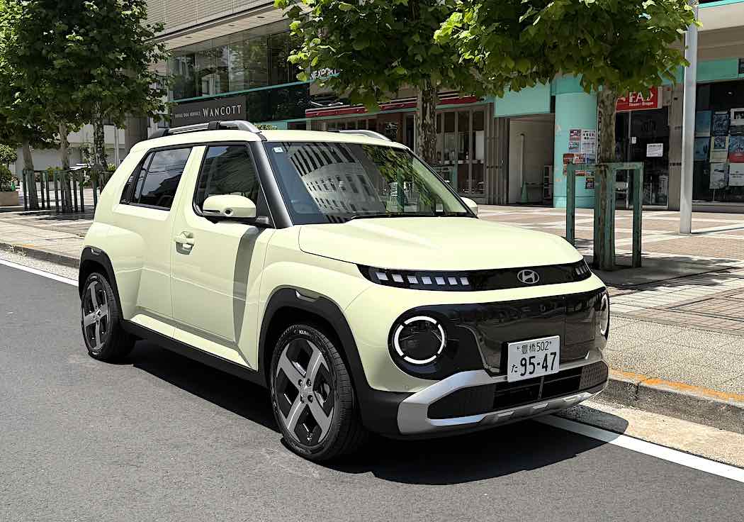 NSTERの最大の特徴は、攻めたデザイン