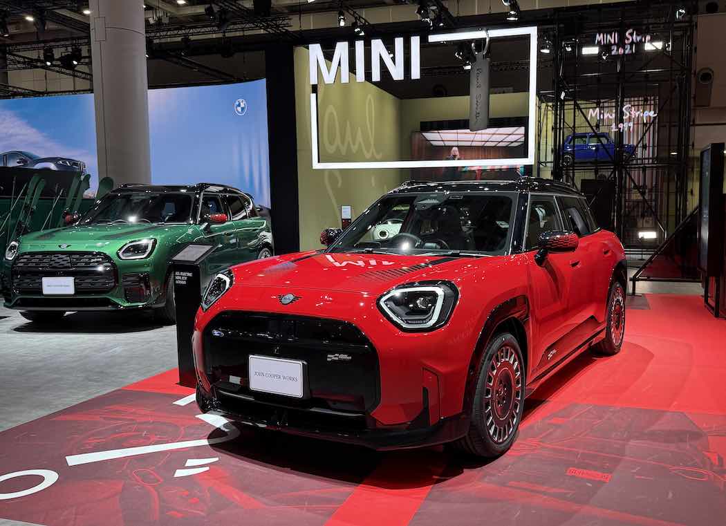 MINI史上初のハイパフォーマンスEVとなった「MINI ジョンクーパーワークス・エースマン・イー」