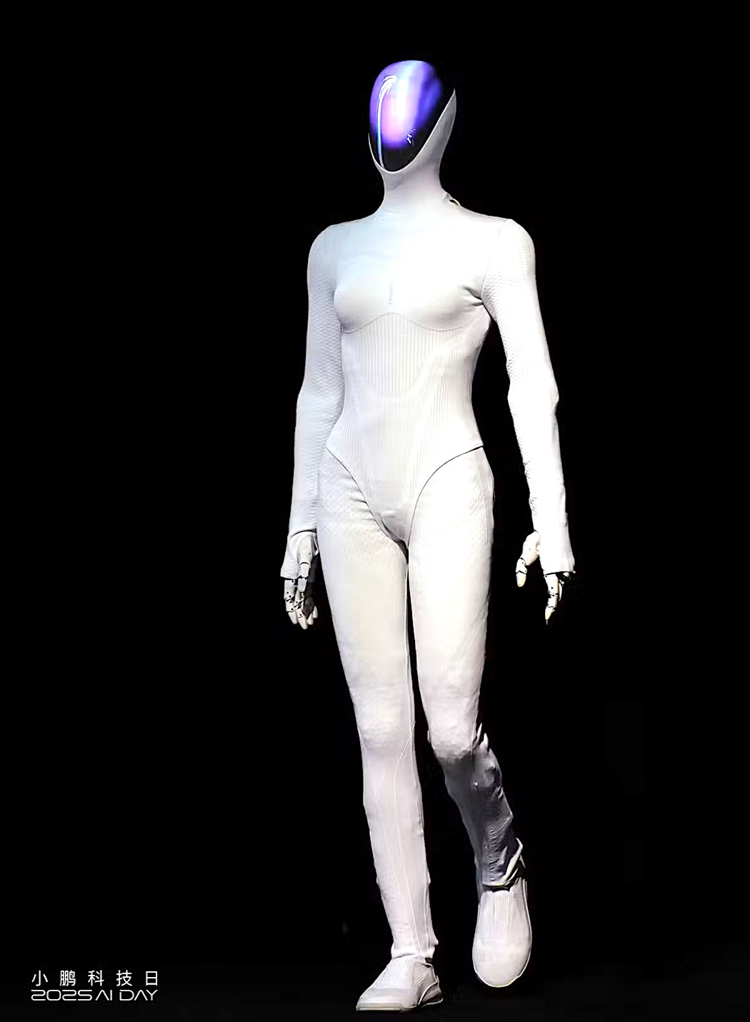 動力源には全固体電池が採用されたIron