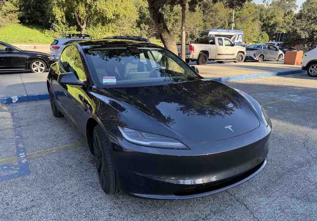 今回の取材で活躍した2025年型のモデル3