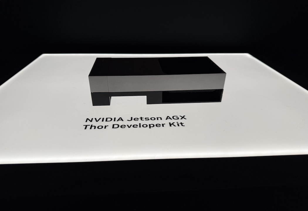 ヒューマノイドロボティクス向けAIプラットフォーム「NVIDIA Jetson AGX Thor開発者キット」