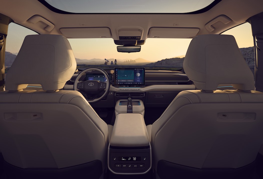ハイランダーBEVのインテリア