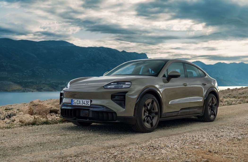 カイエン ターボ クーペ エレクトリック