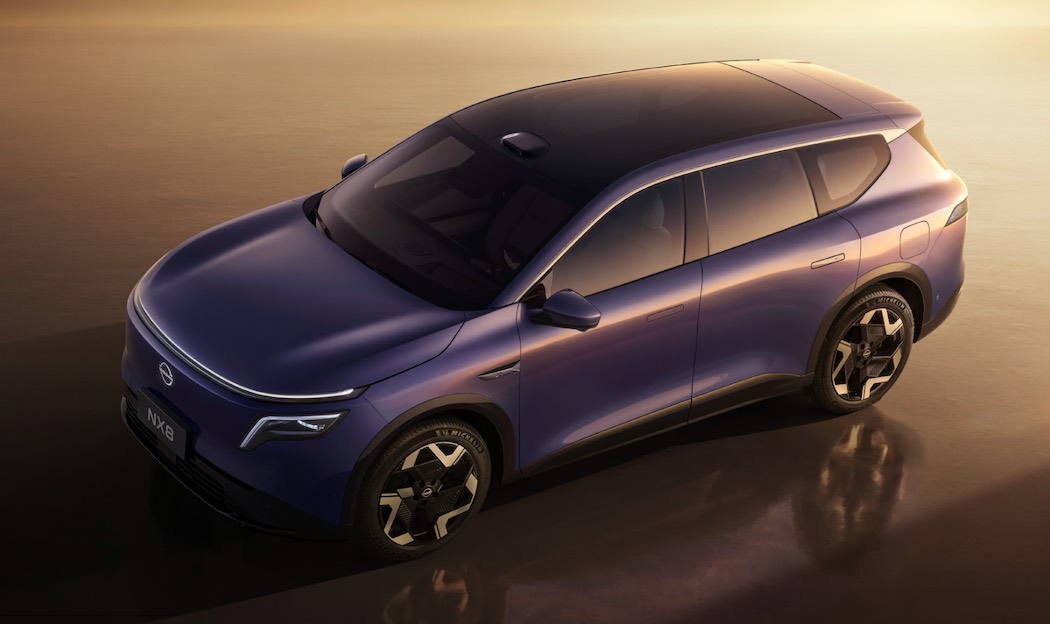 CLTCモードでの航続距離最大650kmのNX8