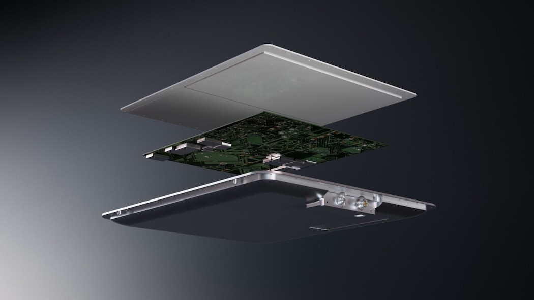 アンテナのサイズも低プロファイル