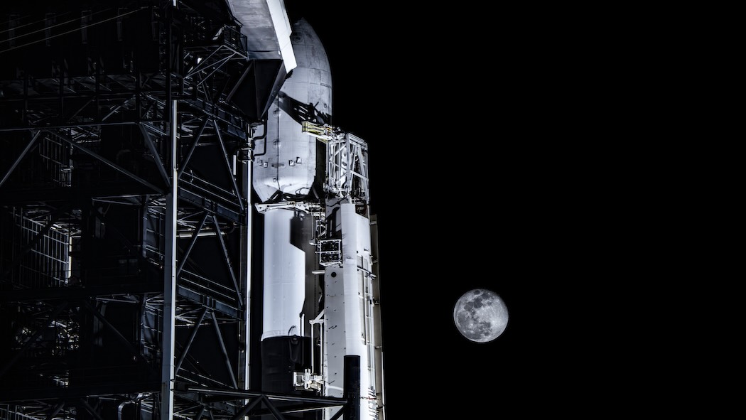 スペースXの稼ぎ頭は通信部門ことスターリンク（写真：スペースXの公式HPより）