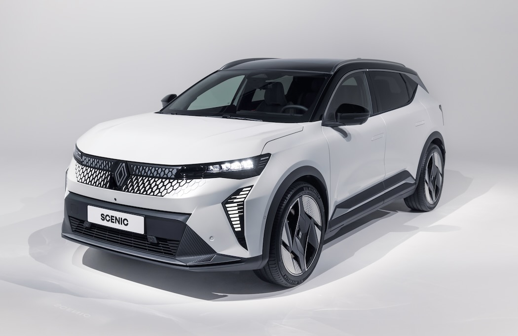 ルノー セニック 写真提供元：Renault